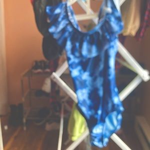 GapKIDS swim suit size S